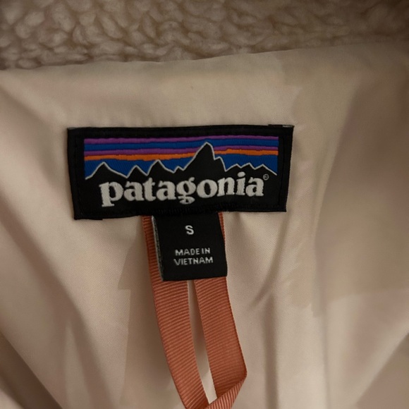 Patagonia fuzzy coat size S in Bone - Picture 3 of 3
